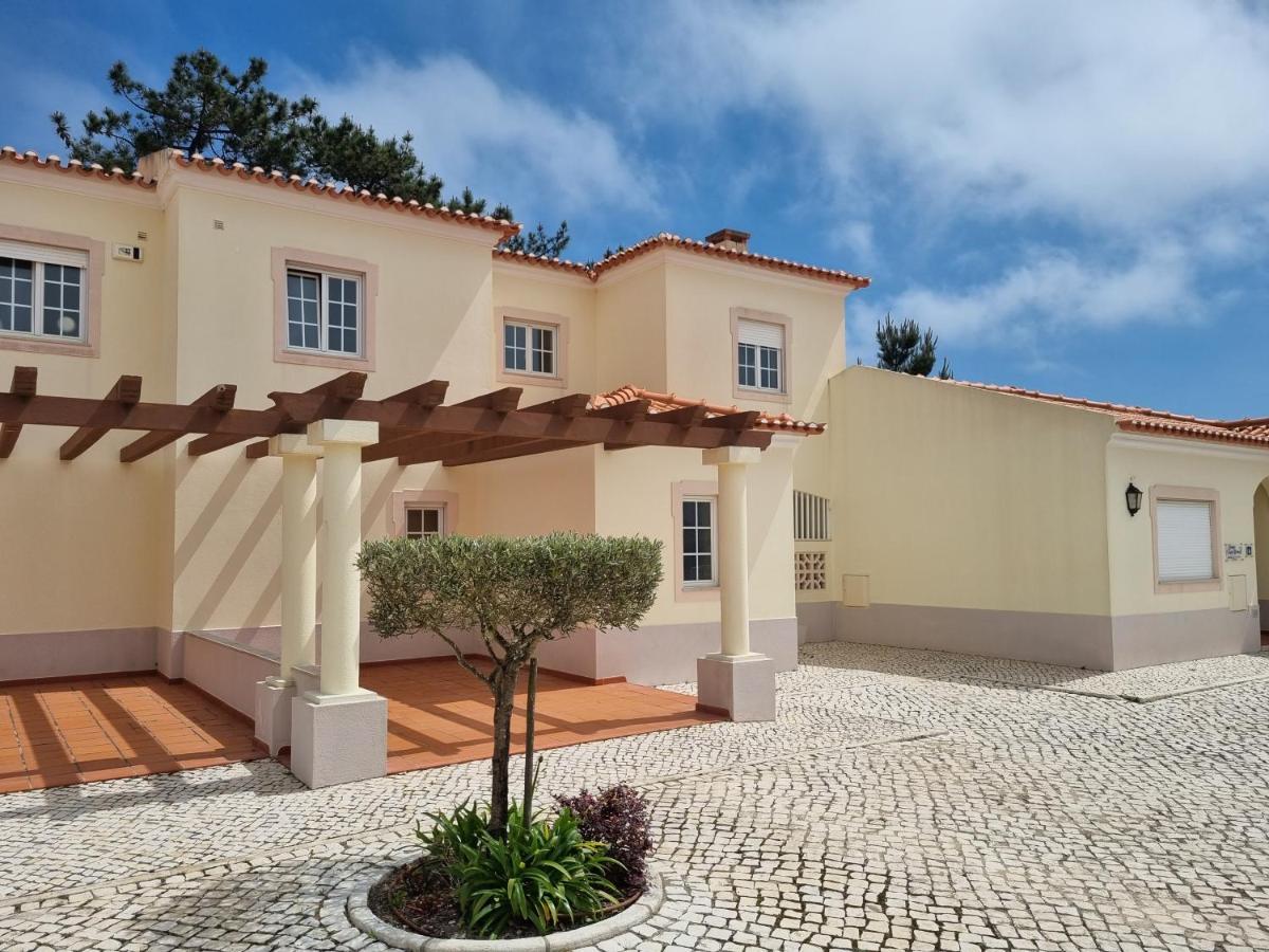 Praia D'El Rey - Townhouse Dom Duarte Amoreira  Экстерьер фото